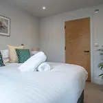 The Quadrant - The Palm *