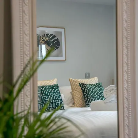 Апартаменты The Quadrant - The Palm