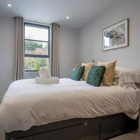 The Quadrant - The Palm Apartman York