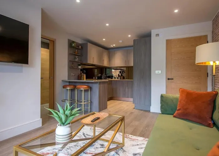 The Quadrant - The Palm *