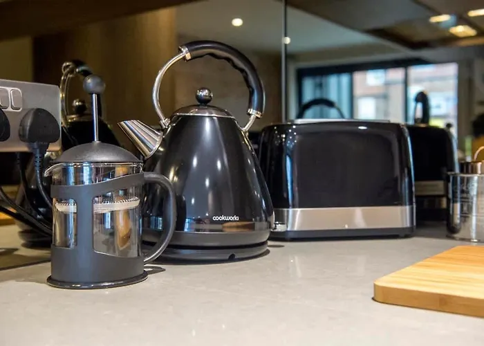 The Quadrant - The Palm